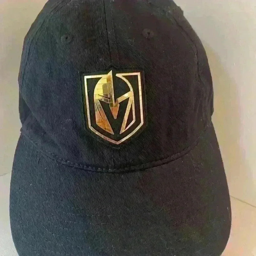 NHL Las Vegas Golden Knights Hockey Black Cap Adjustable Excellent Condition - Picture 2 of 5